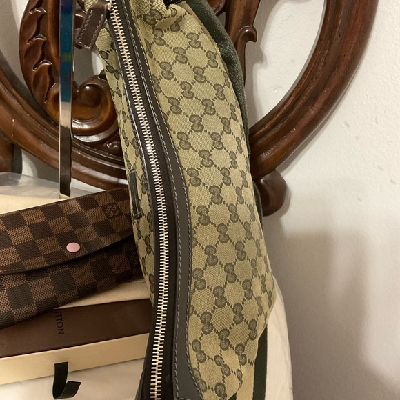 Vintage Gucci crossbody - Picture 12 of 12